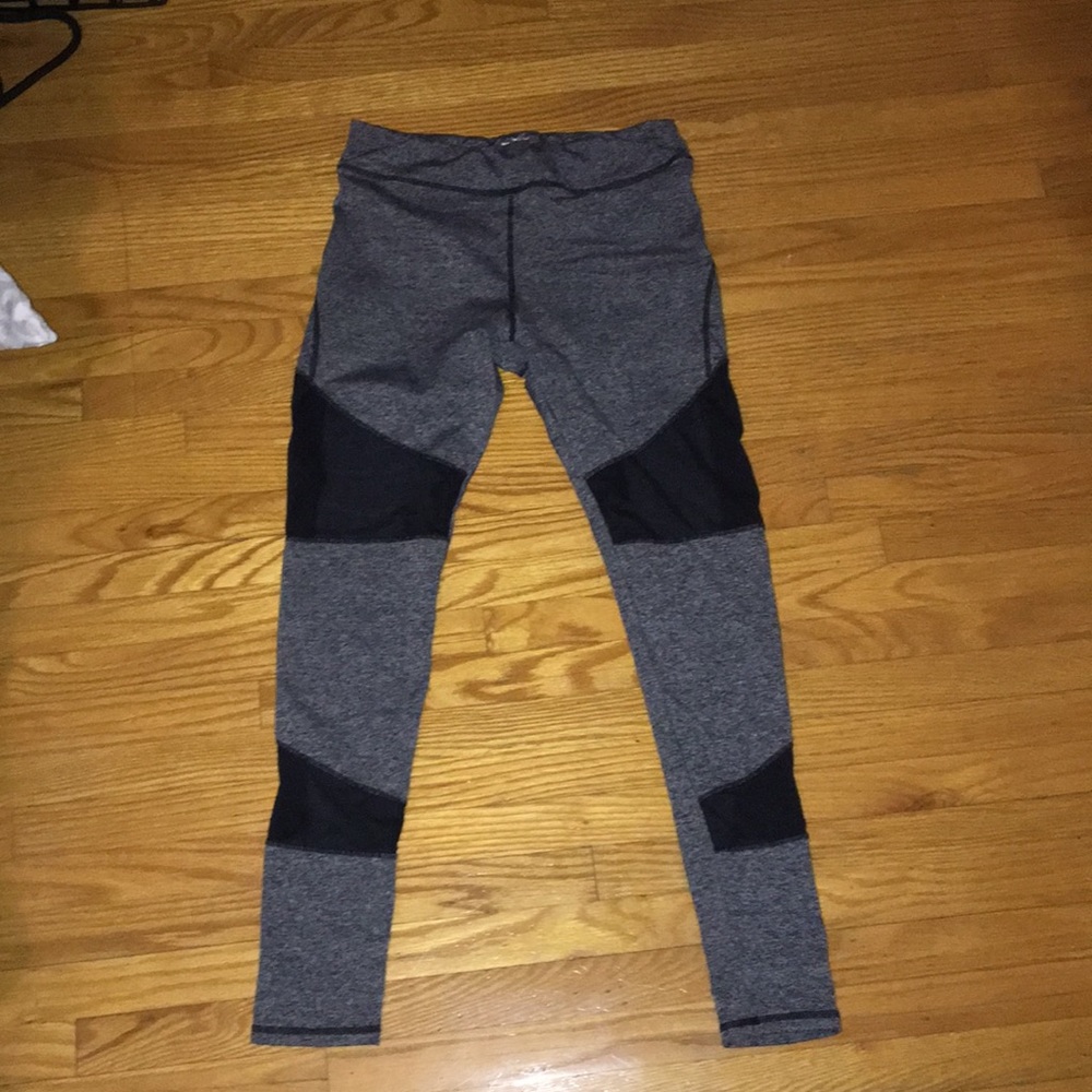 grey leggings